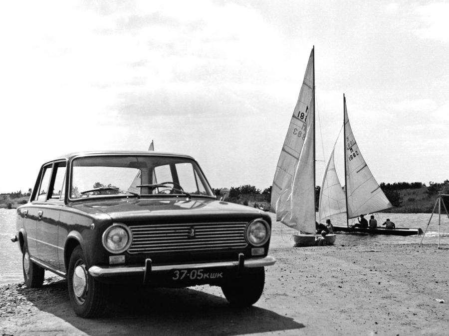  Lada 1200 (21013) 1971 года  (фото 21 из 34)